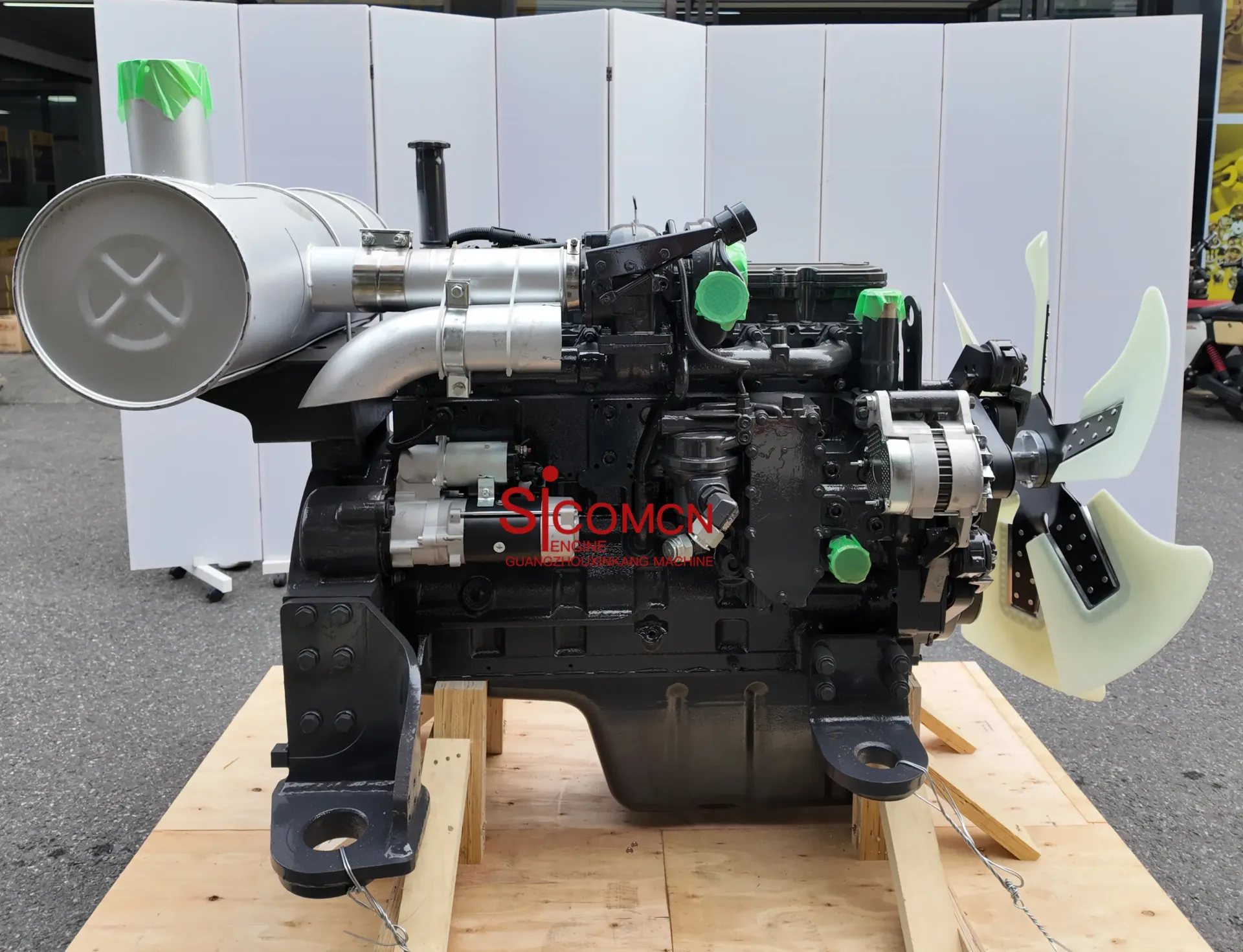 Komatsu 6D114-3 engine block and rebuilt engine structure