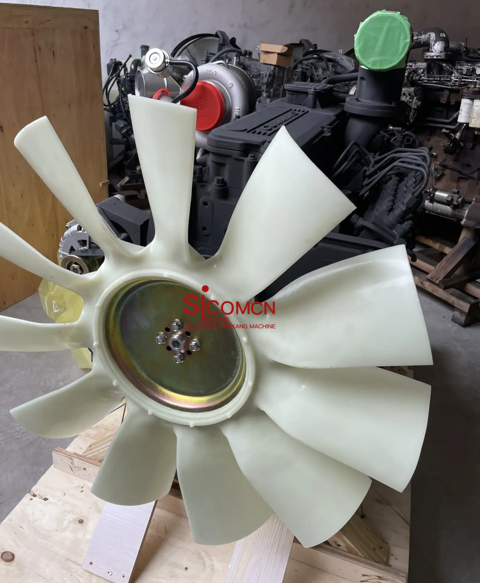 6LTAA8.9 remanufactured engine assembly export wooden pallet packing